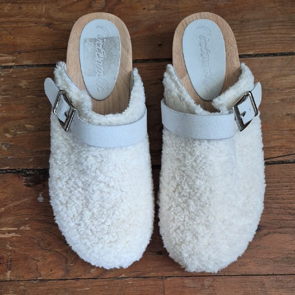 L'INTERVALLE Shoes - Cozy White Shearling Mules